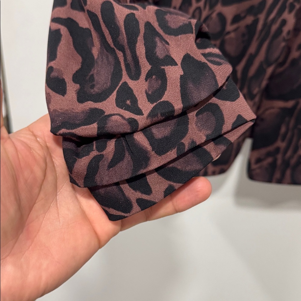 Aritzia Babaton Power Blazer Jacket In Cheetah Leopard - Picture 3 of 6